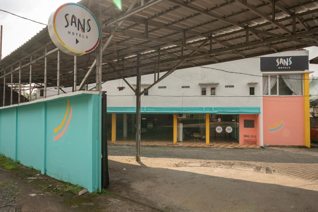 Sans Hotel Beauty Palembang Dış mekan fotoğraf